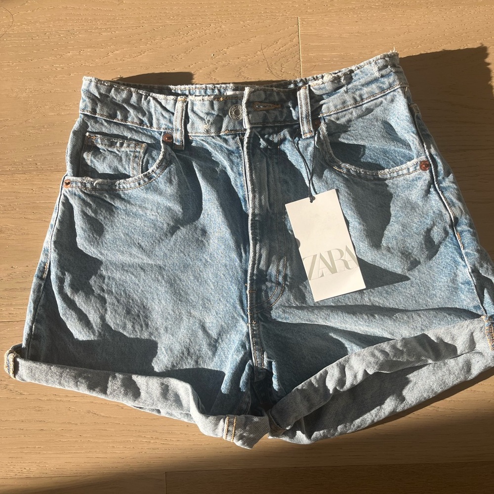 Brand new Zara jeans shorts